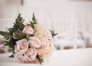 Cum poti alege florile pentru nunta in cinci etape