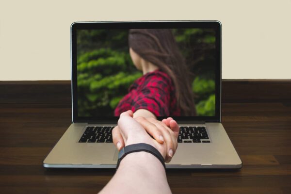 Semnele unei relatii de codependenta