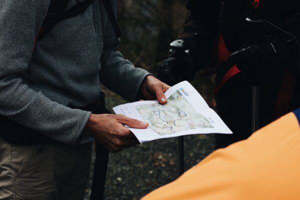 Harti turistice servicii de cartografie