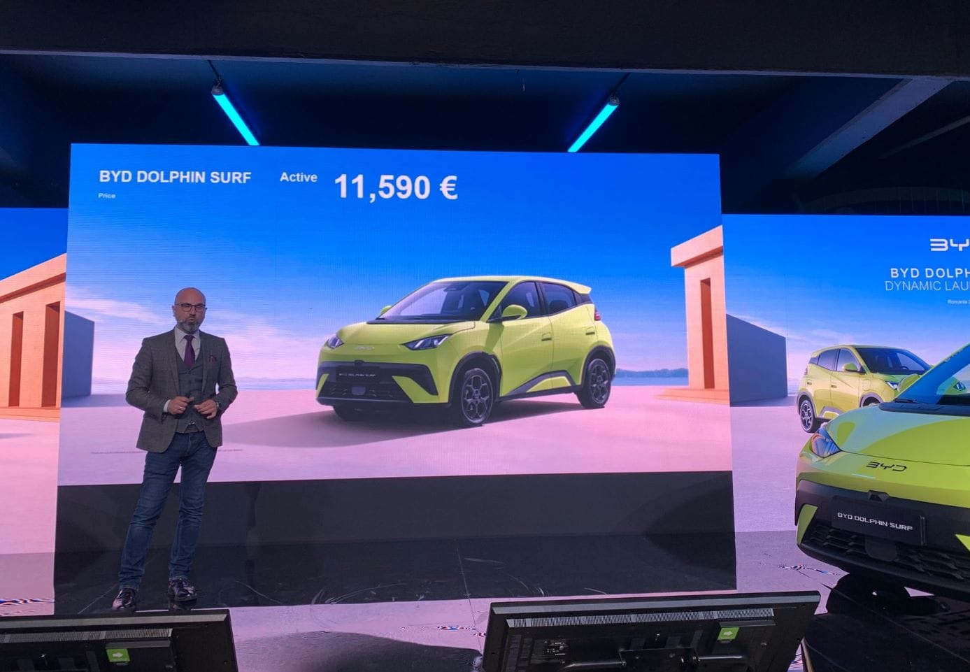 BYD Dolphin Surf Acrive