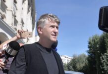 Percheziții la Cristian Pomohaci. Fostul preot, acuzat din nou de viol