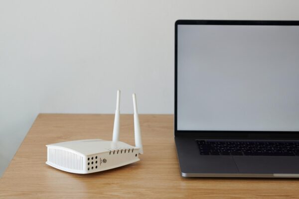 Cum alegi un router Wi-Fi pentru apartament sau casă